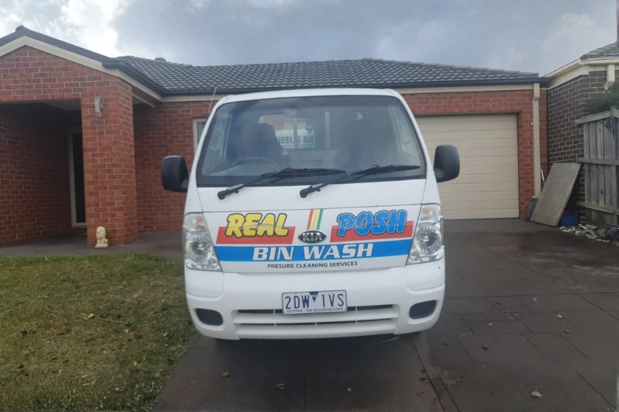 Real Posh Bin Wash Vehicle
